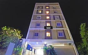 Super Townhouse Kondapur Near Botanical Garden Formerly Rrr Inn